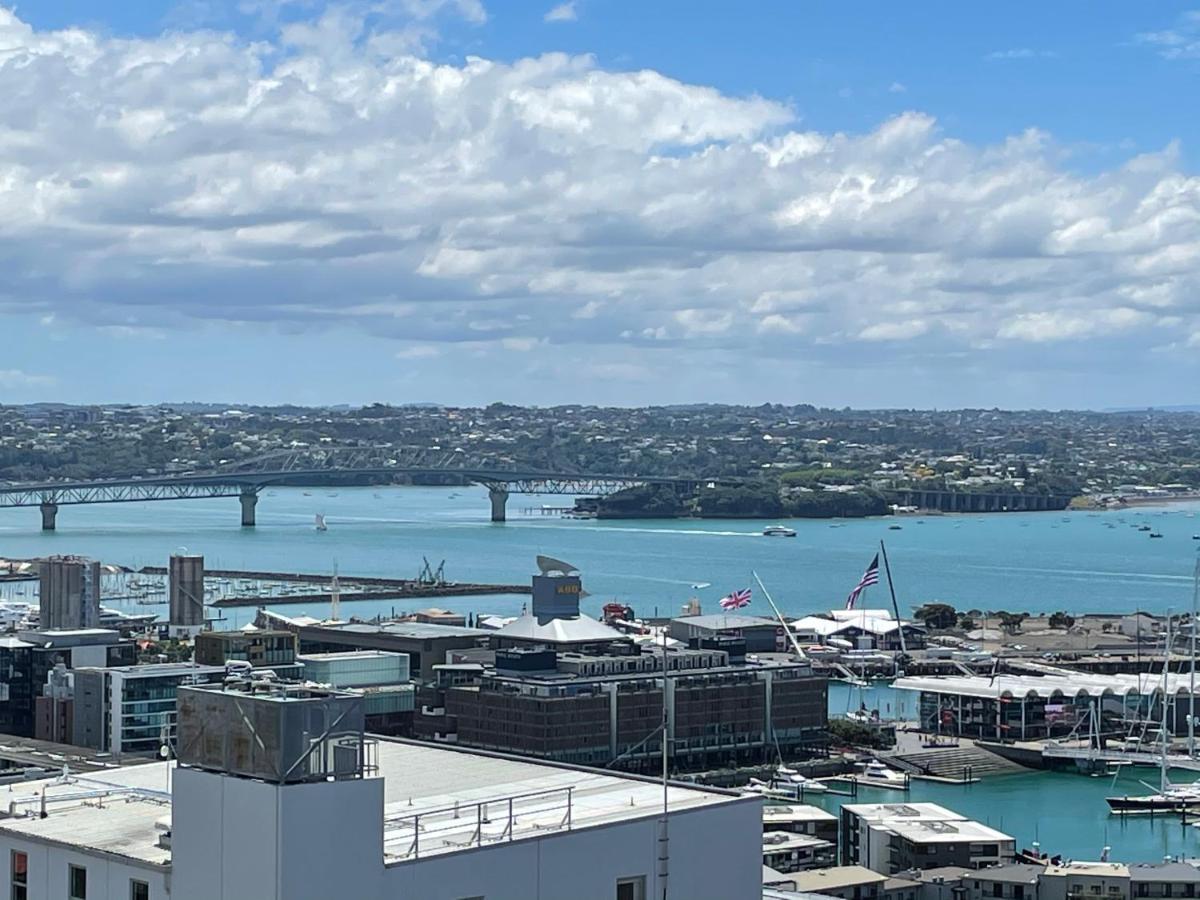 Modern 2 Bedroom Apartment 1 Minute To Skytower Auckland Dış mekan fotoğraf